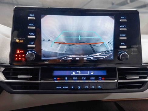 Used 2022 Toyota Sienna LE FWD image 29