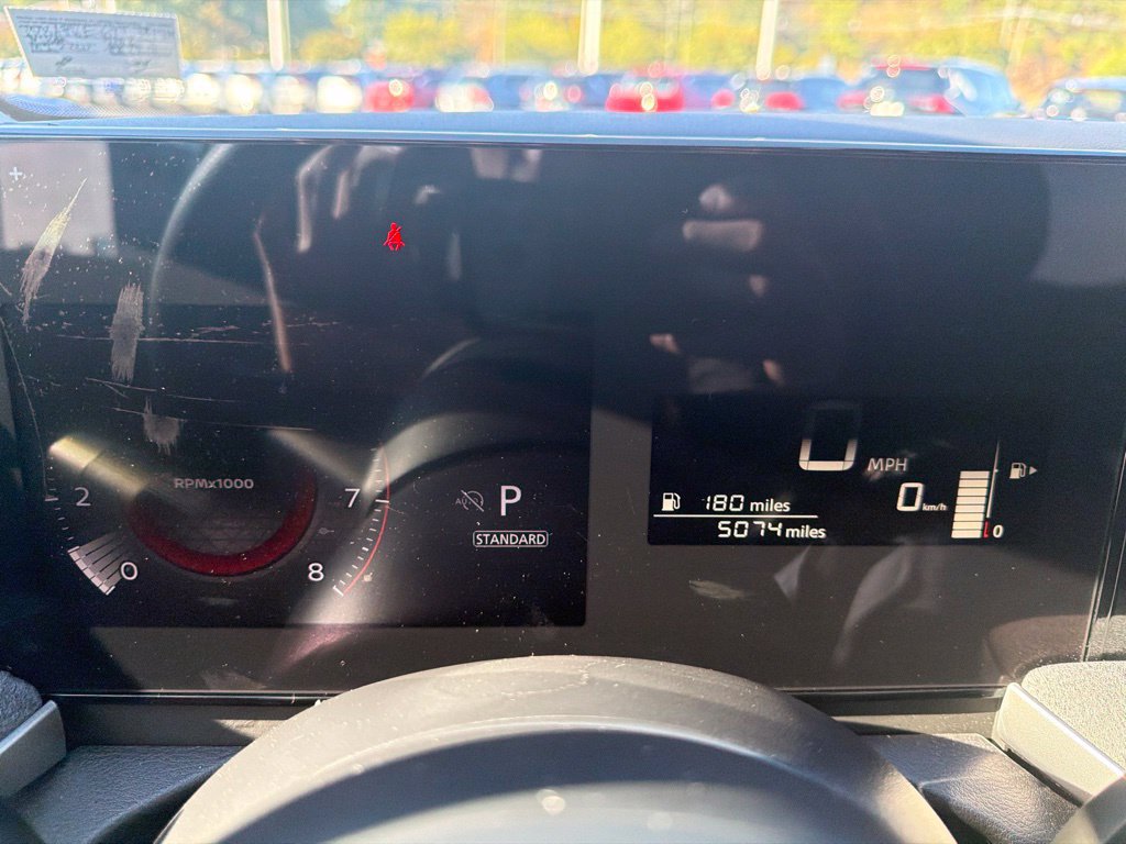 Used 2026 Nissan Kicks SV FWD image 18