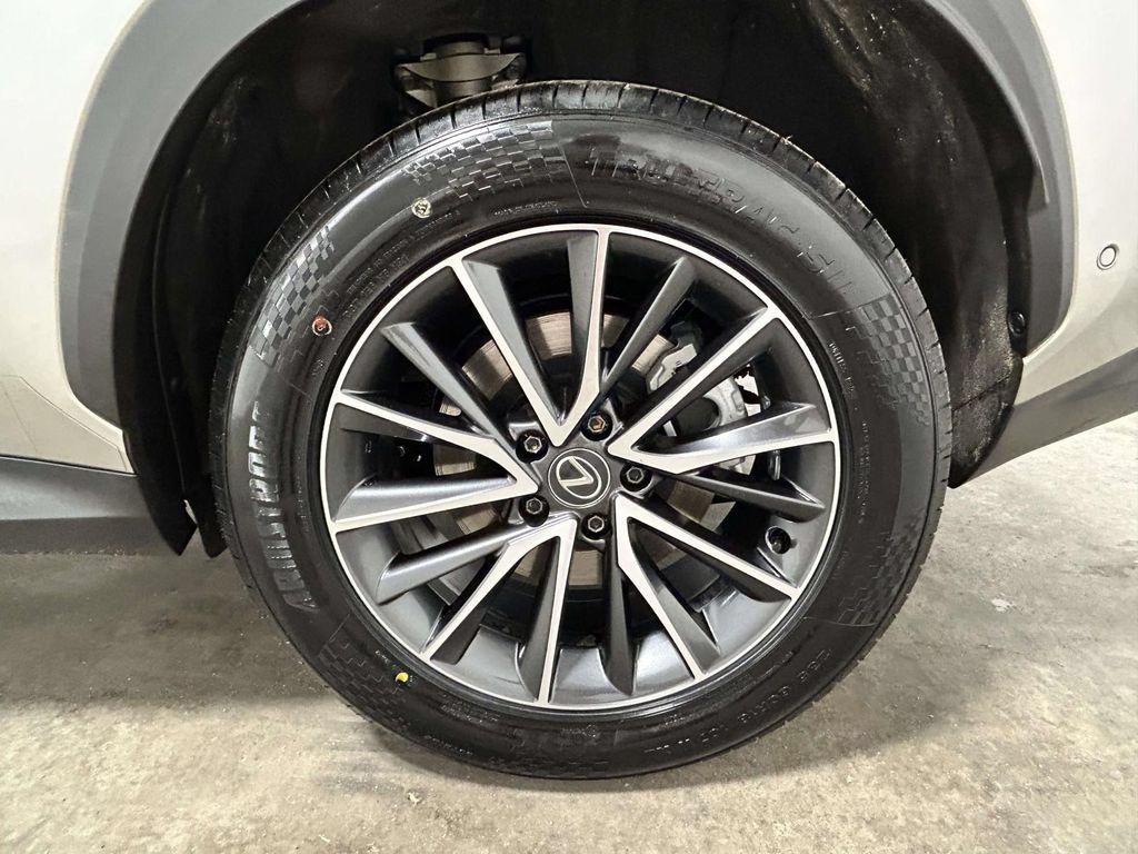 Used 2024 Lexus NX 350h AWD w/ Vision Package image 7