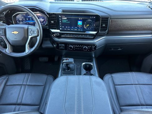 Used 2025 Chevrolet Silverado 1500 High Country w/ Technology Package image 15