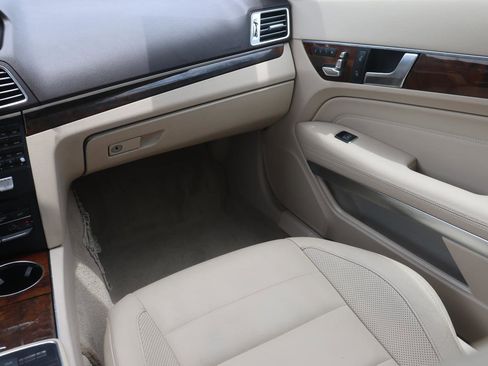 Used 2014 Mercedes-Benz E 350 Coupe image 23
