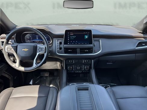 Used 2023 Chevrolet Suburban Premier AWD/4WD image 14