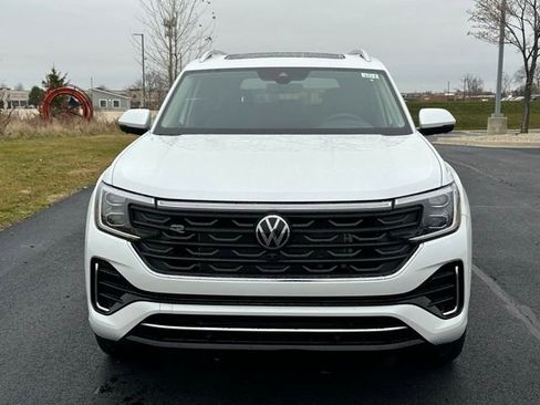 New 2026 Volkswagen Atlas SEL Premium R-Line image 2