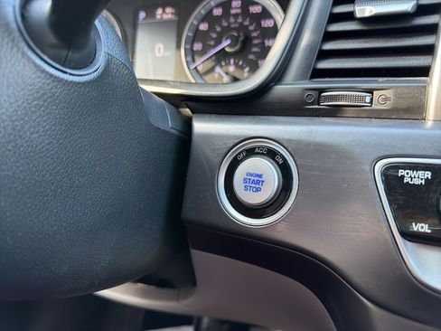 Used 2018 Hyundai Sonata Limited w/ Ultimate Package 07 image 38