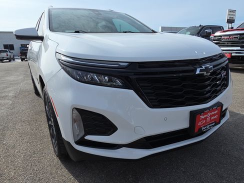 Used 2024 Chevrolet Equinox RS w/ RS Leather Package image 12