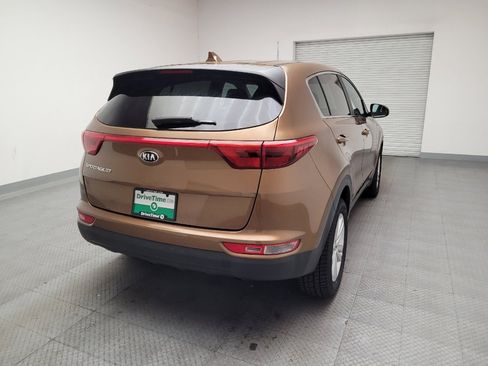 Used 2017 Kia Sportage LX image 7