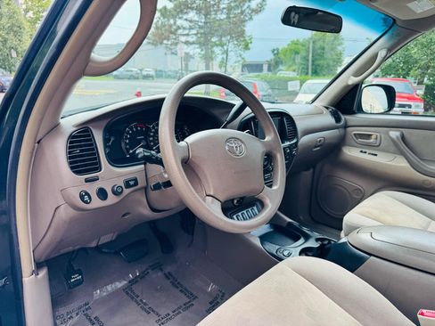 Used 2007 Toyota Sequoia SR5 AWD/4WD image 30