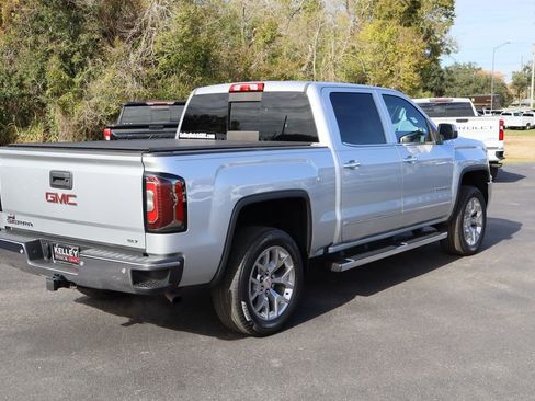 Used 2018 GMC Sierra 1500 SLT w/ SLT Premium Package image 8