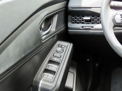 Used 2024 Honda Accord EX image 15