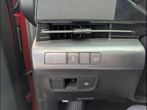 Used 2025 Hyundai Kona SEL image 15