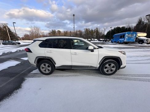 Used 2023 Toyota RAV4 XLE image 2