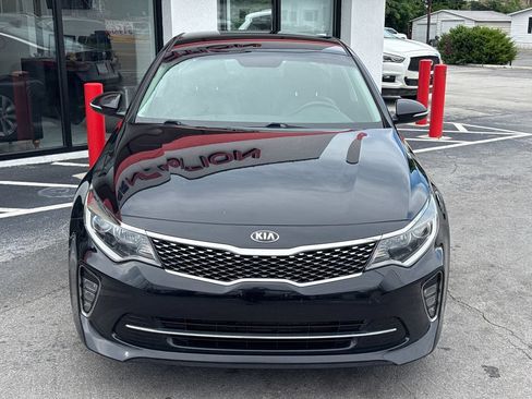 Used 2018 Kia Optima S FWD image 9