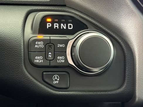 New 2026 RAM 1500 Big Horn AWD/4WD image 18
