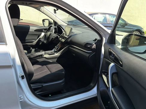 Used 2024 Mitsubishi Eclipse Cross LE AWD/4WD image 25