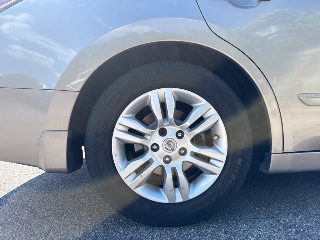 Used 2012 Nissan Altima 2.5 SL w/ 2.5SL Pkg FWD image 10