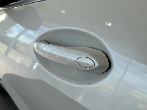 Certified 2025 BMW X7 xDrive40i w/ Premium Package image 13