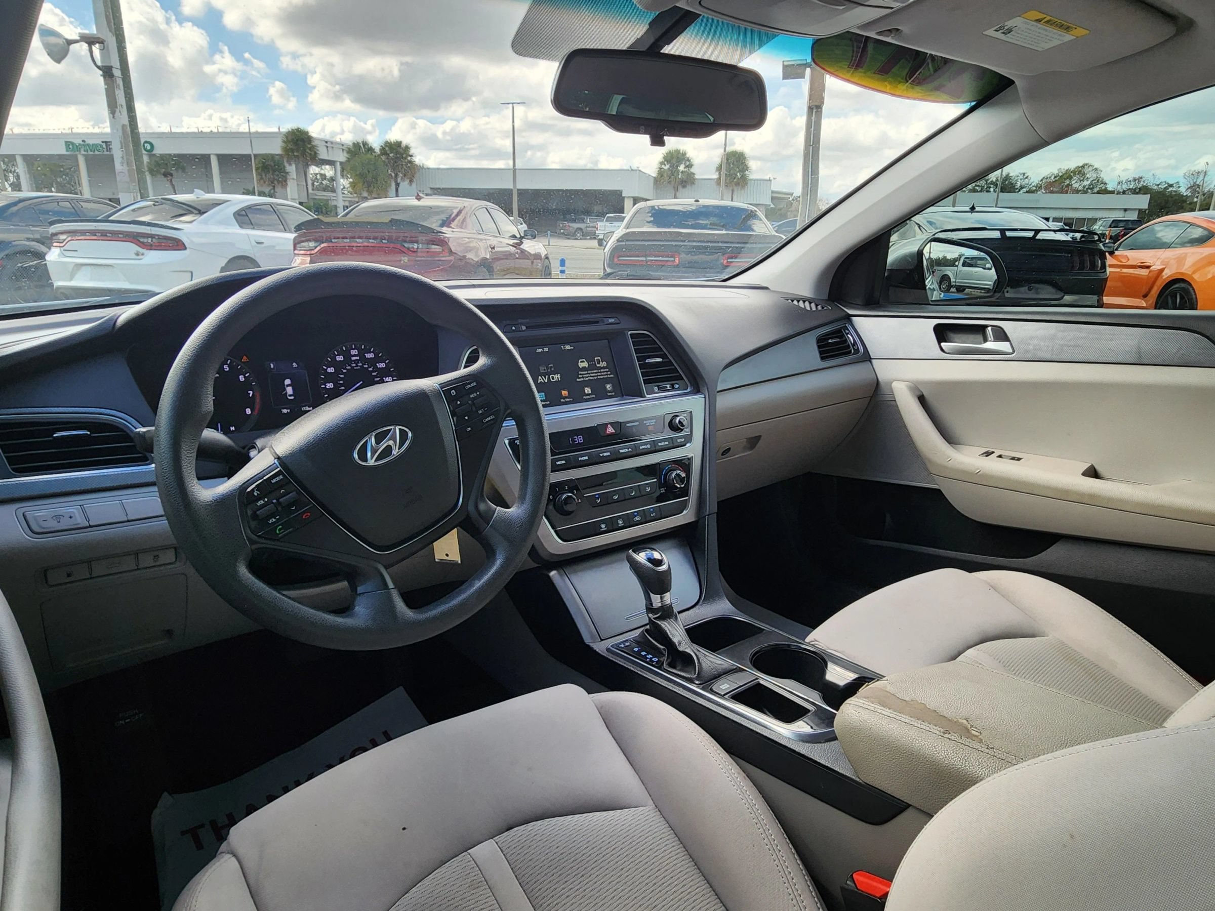 Used 2017 Hyundai Sonata SE FWD image 13
