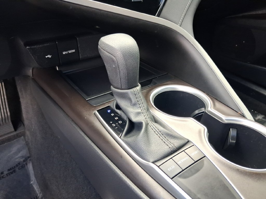 Used 2024 Toyota Camry LE w/ Convenience Package FWD image 23