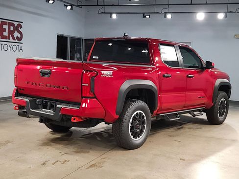 New 2026 Toyota Tacoma TRD Off-Road AWD/4WD image 7