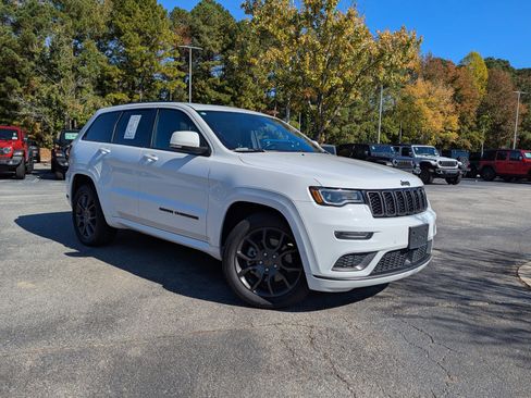 Used 2021 Jeep Grand Cherokee High Altitude image 3