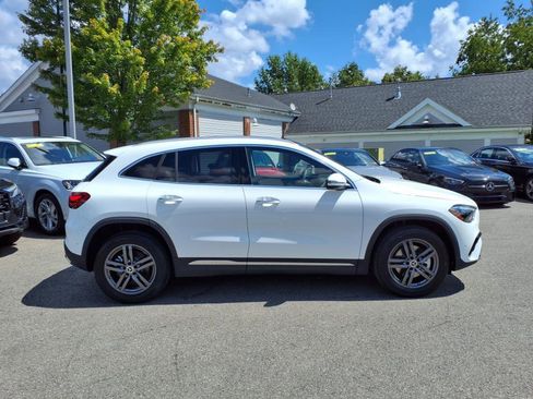Used 2026 Mercedes-Benz GLA 250 4MATIC image 2