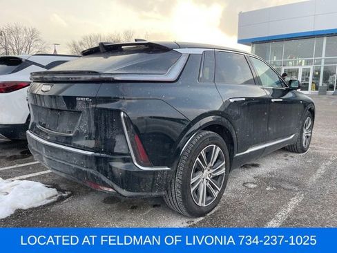 Used 2024 Cadillac Lyriq Luxury image 3