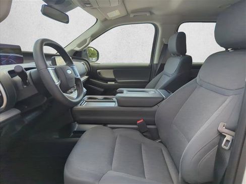 New 2026 Ford Expedition Max Active RWD image 4