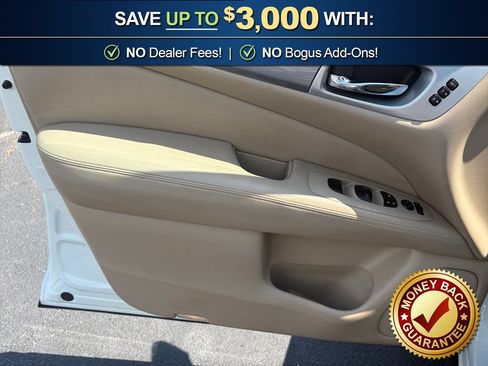 Used 2020 Nissan Pathfinder SL w/ Cargo Package FWD image 16