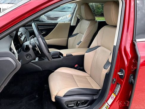 Used 2019 Lexus ES 350 Luxury image 7