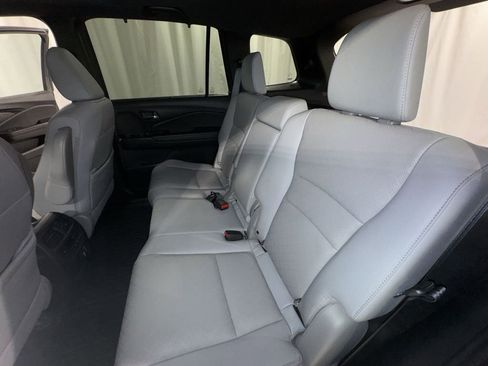 Certified 2019 Honda Passport Touring image 32