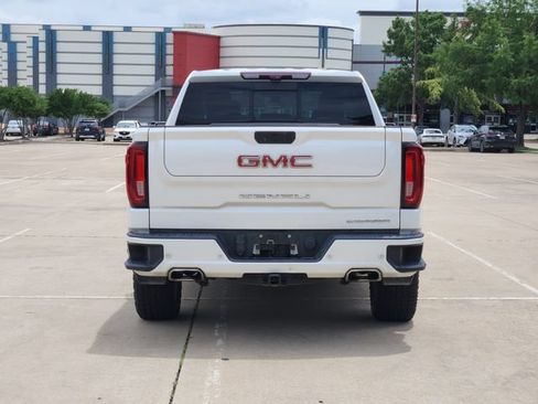 Used 2022 GMC Sierra 1500 Denali w/ Technology Package AWD/4WD image 6