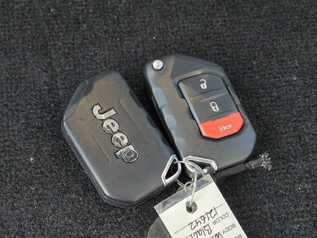 Used 2024 Jeep Wrangler Unlimited AWD/4WD image 35