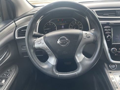 Used 2017 Nissan Murano SV image 21