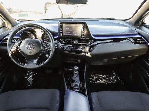 Used 2020 Toyota C-HR XLE FWD image 12