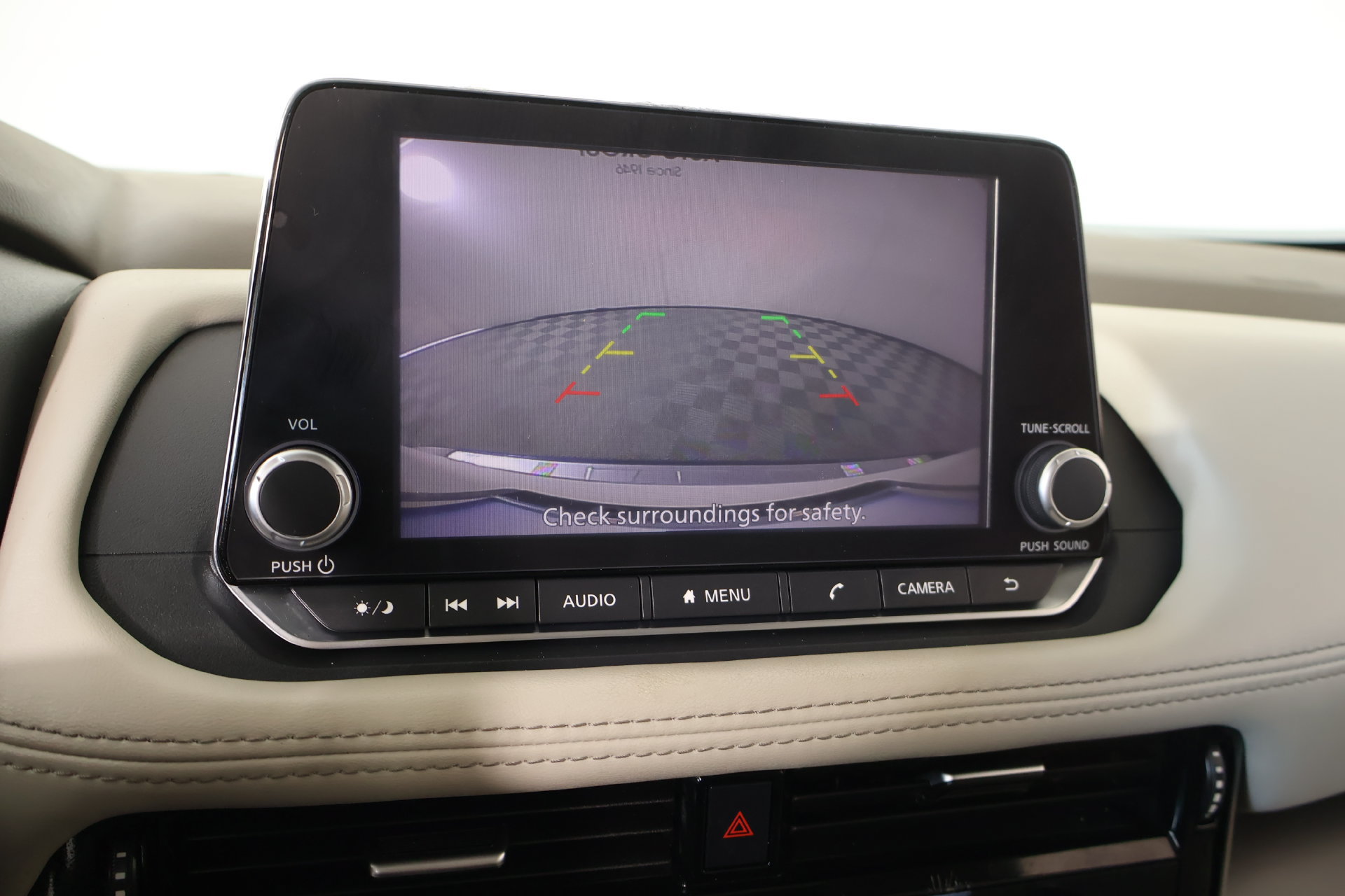 Used 2023 Nissan Rogue SV w/ SV Premium Package FWD image 6