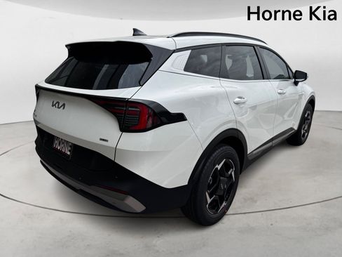 New 2026 Kia Sportage EX image 4