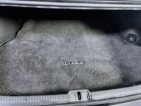 Used 2024 Lexus ES 300h w/ Premium Package FWD image 26