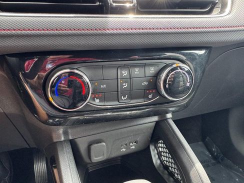 Used 2024 Chevrolet TrailBlazer RS w/ Driver Confidence Package FWD image 18