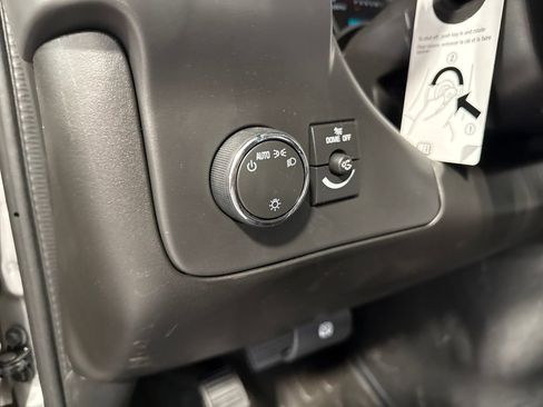 New 2025 Chevrolet Express 3500 Extended w/ Driver Convenience Package RWD image 10