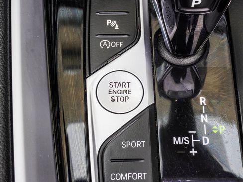 Used 2020 BMW Z4 sDrive30i w/ Executive Package image 17