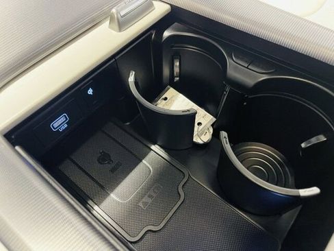 Used 2025 Hyundai Palisade Calligraphy image 34