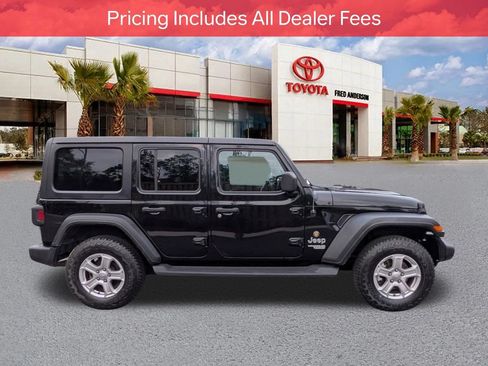 Used 2020 Jeep Wrangler Unlimited Sport S AWD/4WD image 3