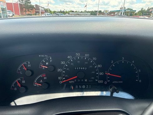 Used 2001 Ford F250 XLT RWD image 13