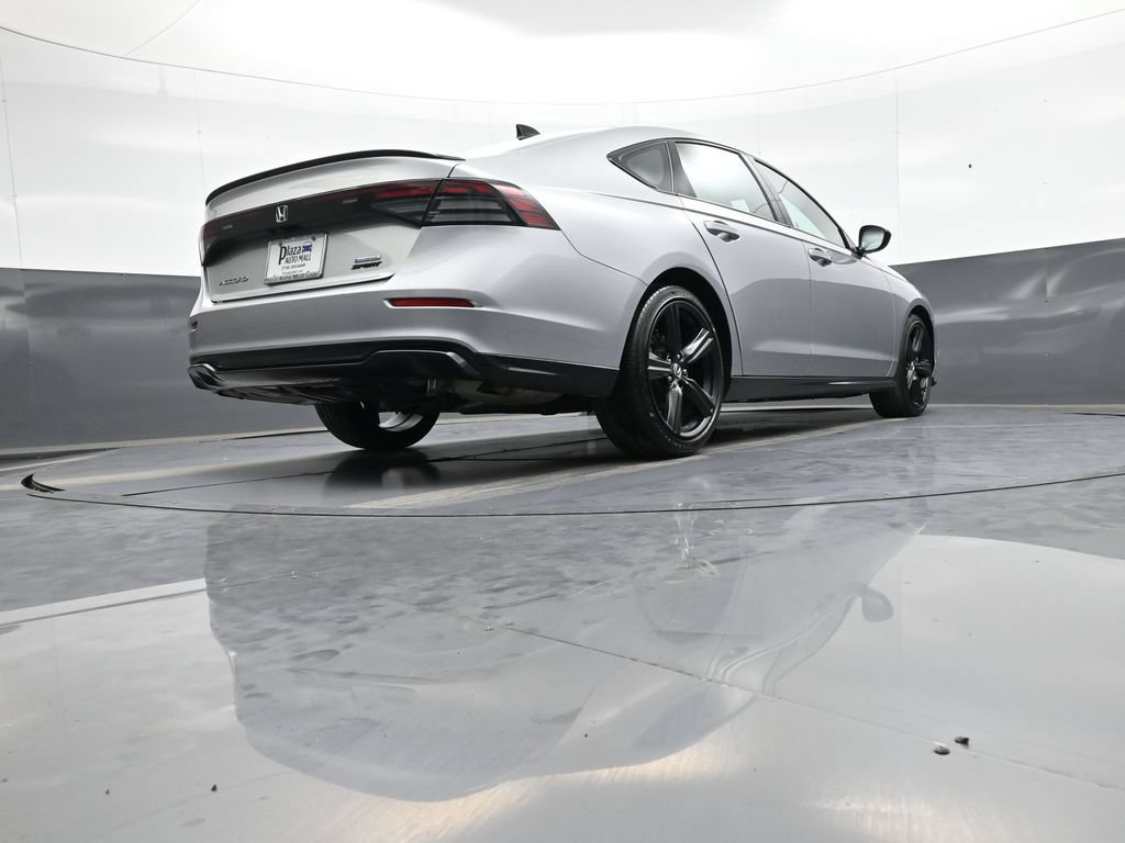 Used 2024 Honda Accord Sport image 29