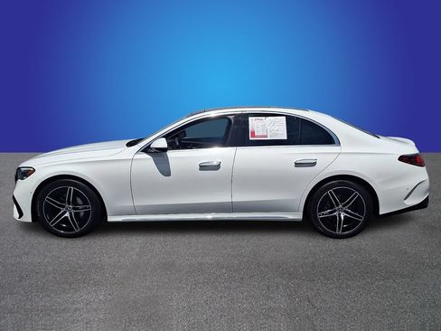 Used 2025 Mercedes-Benz E 350 Sedan image 7
