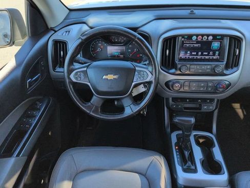 Used 2017 Chevrolet Colorado LT w/ Luxury Package, Chrome RWD image 16