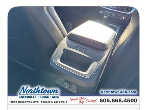 Used 2020 Volvo S60 T6 Momentum image 22