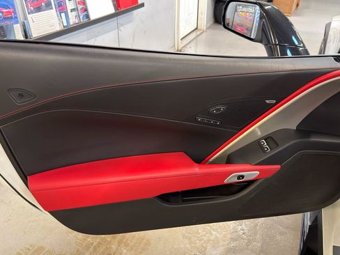 Used 2018 Chevrolet Corvette Z06 RWD image 19
