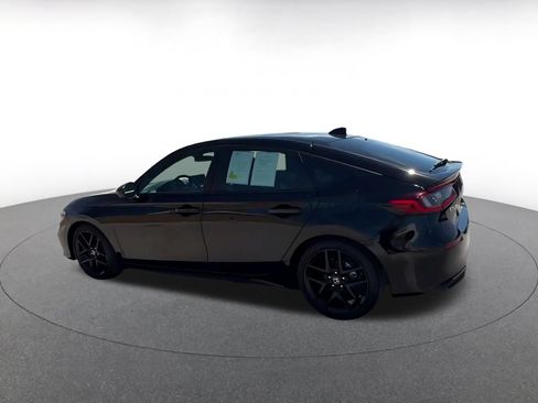 Used 2025 Honda Civic Sport image 8
