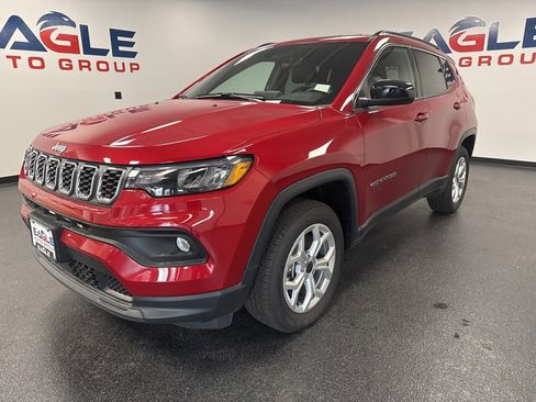 New 2025 Jeep Compass Latitude image 6